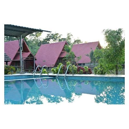 Hotel The Horse & Chariot Madikeri Exterior foto