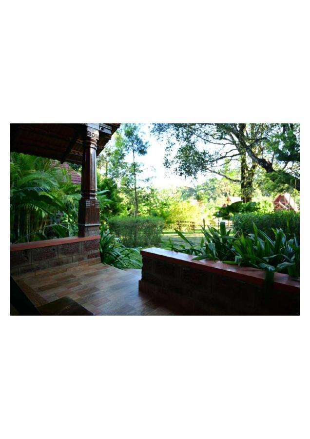 Hotel The Horse & Chariot Madikeri Exterior foto