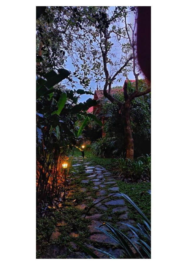 Hotel The Horse & Chariot Madikeri Exterior foto
